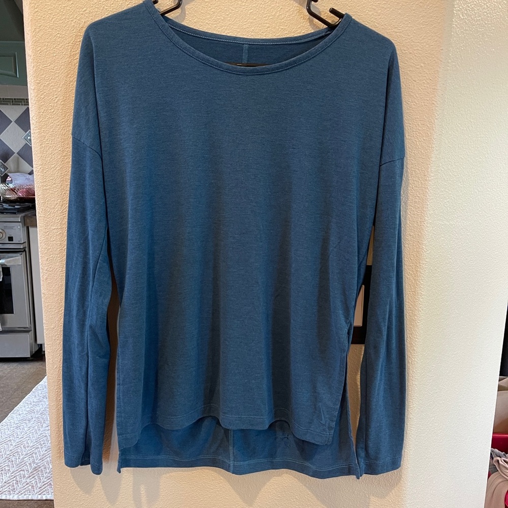 Nike Dri-FIT Yoga
Women's Long-Sleeve Training Top